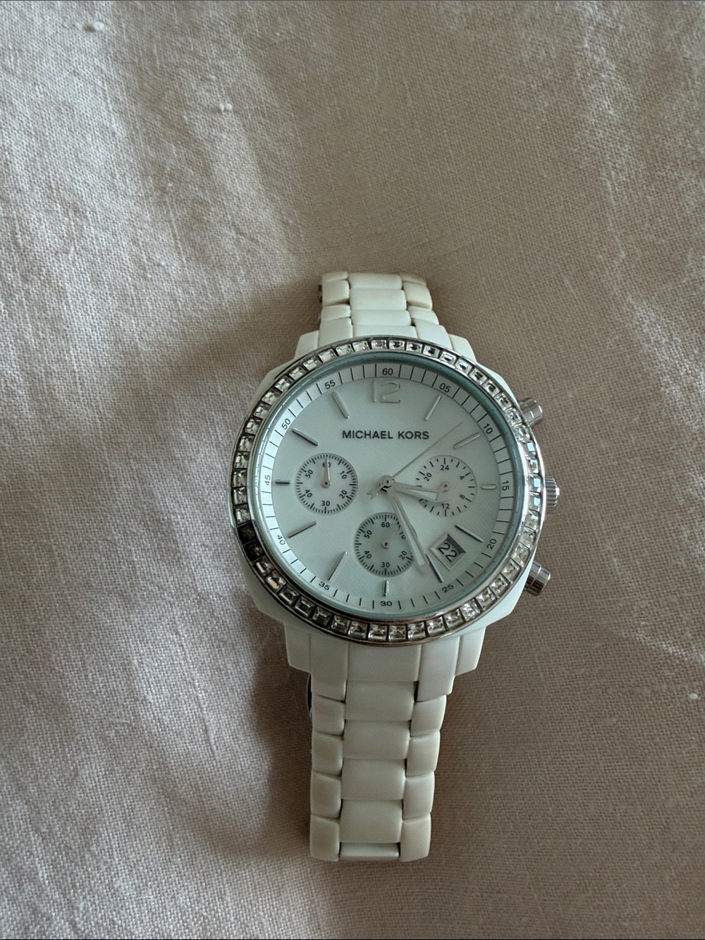 Vintage Michael Kors White Ceramic Chronograph Watch with Crystal Bezel